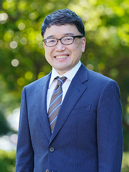 株式会社あくるひ　代表取締役社長　釜 剛史